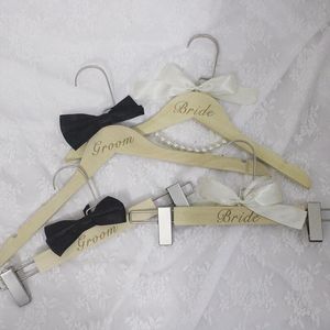 Hängar Rack Personlig snidad bröllopsklänningskikthängare som används för bröllopsfester Brides Bridesmaids Namn och karaktärunderhåll PO Props 230408