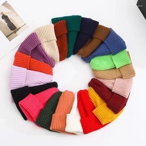 BERETS HAT397A66-A80 Designer Autumn Warmer Winter Bonnet Outdoor Ski High Quality Cap Men Woman Beanies Sticked Hat