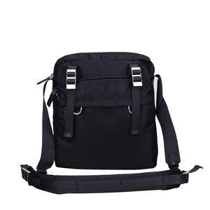 Nylon designer crossbody väska mens messager hobo väska nylon purses designer kvinna handväska vintage axel väska kvinnor lyx messager väskor mens mode man hobo handväska