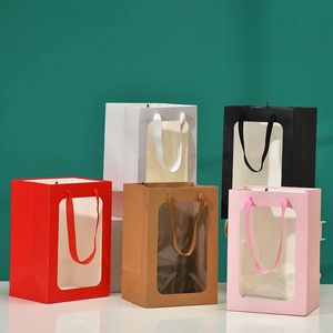 Gift Wrap 5st Transparent Window Kraft Paper Presentväskor Blomma gåvor Förpackningsväska för födelsedag bröllop julfest shopping tygväska 231109