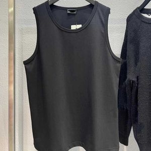 Designer de luxo Mulheres camiseta premium edição de mercado de verão de verão Solid Solid Simple solto versátil tampa de tanque
