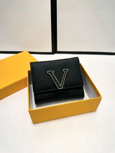 23SS Unisex Luxury Designer Solid Color Короткий телячья промежность Clamshell Money Clip содержит сумку с заменой молнии с несколькими картами монеты 11см