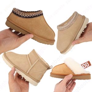 Bambini Bambino Bambino Uggskid Pantofole Tasman II Tazz Scarpe da bambino Ciabatte in pelliccia di castagno Pelle di pecora Shearling Classico Ultra Mini Stivale invernale Muli Slip-on Lana Little Big YU115