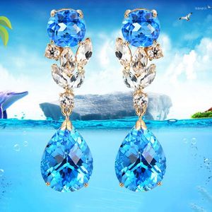 Kolczyki Dangle Luksus Trendy Blue Water Drop Cyrcon For Women Shine Cz Stone Inkoning Karujące kolczyki