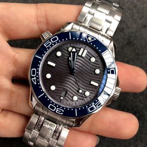 새로운 디자이너 Mens 시계 CAL 8800 기계식 자동 이동 시계 스포츠 42mm 904L 스테인리스 스틸 고무 스트랩 200m 방수 세라믹 세라믹 베젤 Montre