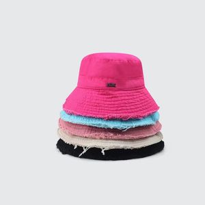 Designer de palha bonito chapéus de praia Bob mens férias visitante de verão Bob Brim Bord Cap Hats Bucket Bucket Mulheres Designers de Designers para Moda Sun Preven