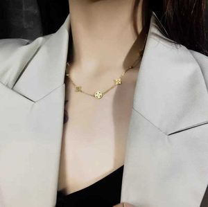 Clover 18K Gold Splated 925 Srebrny naszyjnik Piękny design Naszyjnik 18K Gold Stali Stal Biżuteria do kobiet Prezent