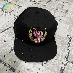 Boll Caps Classic Badge Embroidered Rhude Justerbar Hat Män kvinnor Fashion Casual Sunshade Baseball Cap High Quality With Tag