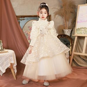 2023 Luxury Winter Flower Girl Dresses High Neck Appliced ​​Pärlad fjäderflickan Pageant Gown Cascading Ruffle Shiny pärlor Custom Made Princess Party Födelsedagsklänningar