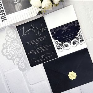 Biglietti d'auguri da 10 pezzi Taglio laser floreale bianco Trifold Inviti di nozze Quinceanera XV Compleanno con biglietto di ringraziamento IC153 230411