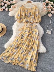 Zweiteiliges Kleid Elegante Blumenstrumpfhose Damen Ärmelloses Top und ALine Midi Tight Damen Casual Set 230410