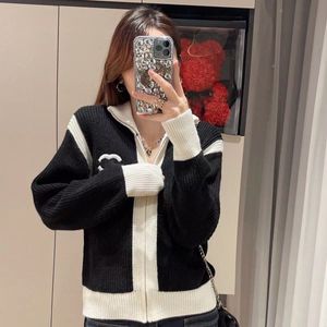 Women's Designer Sweaters Sweater Knit sweatshirt crew neck Long Slevee Cardigan Hoodie letter embroidery Clothing Casual Autumn and winter Warm Tops