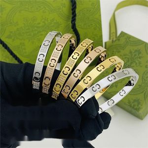 Роскошный 18 -километровый золотой браслет женщин браслет из нержавеющей стали двойной г письма браслеты с бриллиантами дизайнерские ювелирные изделия Buardles 17cm Party Gift