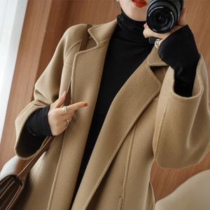 Women's Wool Blends Cashmere Coat AutumnWinter Doublesided Fabric Korean Version Slim Fit and Medium Length Woolen 231110