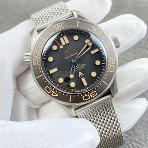 고품질 Seahorse 300 Bond 007- 죽을 시간 없음 다이빙 시계 기계식 시계 42mm 직경