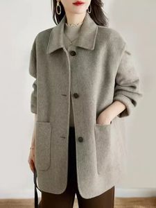 Kvinnors ull blandar lösa rockar för kvinnor 2023 Autumnwinter Fashion Grey Coat Slim Temperament Single Breasted Woolen tygjacka 231110