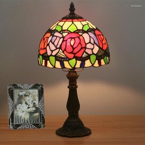 Bordslampor Rose Light Stained Glass Art Flower Home Deco Mediterranean Tiffany Inomhusbelysning Fixtur Bedroom Desk Lamp Nattljus