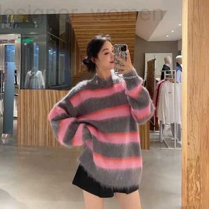 Kobiety Sweters Designer 23 Nowy styl Mały i modny luźny dopasowanie z dekoracyjnym mohair okrągły pasek kontrastowy Knit Aufw