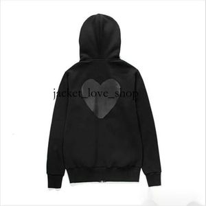 Hoodies للرجال Sweatshirts 23S Play Commes Jumpers des Garcons خطاب تطريز طويل الأكمام نساء Red Heart Loose95gjdl