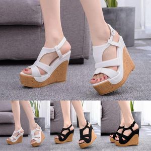 Slippers Cool Female Soft Soled Non Slip Wear Resisting Flat Beach Flops Lady Sandals Women Wedges Shoes For Sandal