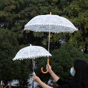 Weiße Frauen Lace Stock Regenschirm Braut Hochzeit Fotografie Requisiten Handwerk Regenschirm Sonnenschirme H23-74