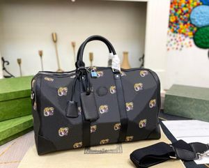 Diseñador Bolsas de lona Bolsas de viaje Bolsa de lona Equipaje Bolsas de viaje de fin de semana Hombres Mujeres Equipajes Viajes Moda de alta calidad Doble letra Estampado de tigre Estilo 45 cm