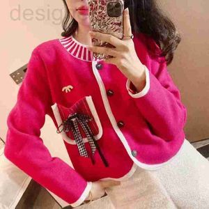 Maglieria da donna T-shirt designer Autunno nuova moda di lusso doppia c piccola fragranza di fascia alta lavorata a maglia colore fiocco monopetto cardigan a maniche lunghe camicetta tendenza FERU