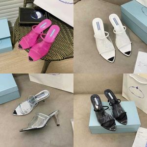 Fashion Classic Luxury Designer Kvinnor tofflor Kvinnor Sandal Slides High Heel Designer Shoes Ladies Slide Stiletto Heels Open Toe Slippers