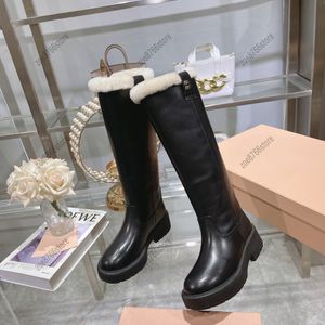 Over the Knee Boots Plush Boots Designer Women Bots PRAWDZIWE BUTY COWIDE WYSOKIE WYSOKIEJ WYBÓR BUTY KOLEY BUTY Kobiety Buty jesienne i zimowe buty mody