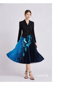 Basic Casual Dresses New Pleated Autumn Winter Notched Collar Midi Dress Elegant Women Black Hit Color Flower Print Lace Up Slim Lady Vestidos 2024