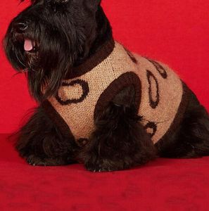 Zima zagęszcza odzież designerska ubrania pies ubrania litera wzór do buldoga chihuahua szczeniaka sweter ciepłe zwierzaki kota bluzy psy płaszcz