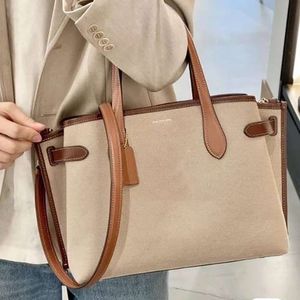 Hanna Carryall Tote Çanta Lüks Tasarımcı Büyük Kapasiteli Omuz Çantası Crossbody Klasik Çiçek Baskı Kadın Deri Çanta Manyetik Toka Sızdırmazlığı