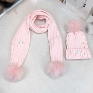 Brand Baby Scarf set girl Pink insulation suit designer Knitted kids cap 2pcs Winter knit Crochet Hats And scarves 12*120 CM Nov10