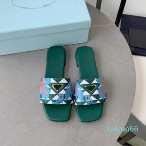 Luxe plana slide chinelo deslizamento em sandálias de tecido floral bordado dedo do pé aberto sapatos designer de luxo para mulheres férias apartamentos sandália