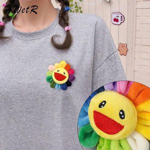 Brooches Cartoon Smile Sun Flower Car Plush Key Chain Brooch Pin Sunflower Keychain Bag Pendant Mobile Phone Strap Keyring