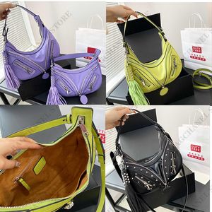 Bolsa de designer de luxo Estilo de corpo transversal 5A Handbag mais alvo de bolsas de ombro de padrão de rosto clássico de dois tamanhos Bolsa Crescent Bag