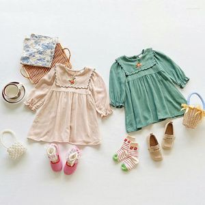 Vestidos de menina Autumn Versão coreana de colarinho colar