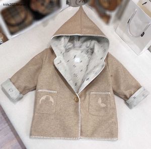 New autumn kids coats Embroidery edging design baby jacket Size 90-150 wizard Pointed cap Outwear for girl and boy Nov05