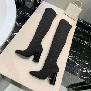 Mulheres meias botas designer silhueta bota tornozelo preto martin botas estiramento de salto alto metade do inverno grosso carta sapatos 35-42 04