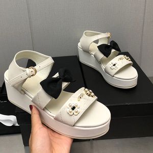 Tacchi a cuneo da donna sandali con scarpe vestito a bowknot finto perla strass di pecora da pecora regolabile con fibbia caviglia con fibbia caviglia classiche khaki signore texture trapunte per texture muli