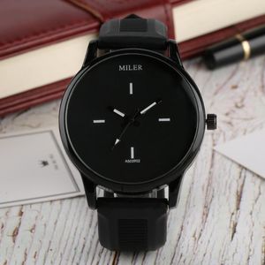 Wristwatches Simple Mens Quartz Watch Cool Black White Businesss Watches For Women Silicone Strap No Time Scale Wristwatch
