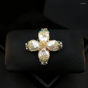 Brooches 1283 Four-Leaf Clover Brooch Original Design Hand-Made Exquisite Women's Suit Neckline Corsage Pin Clothes Accessories Jewelry