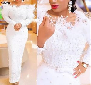 Saudi Arabia Dubai Modern White Evening Dresses Luxury Furs Pearls Beaded Formal Occasion Party Gonws With Long Sleeves Plus Size Second Reception Dress CL2920