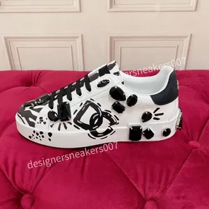 2023MEN Women Women Designer Fashion Ajuda Joker Shoes Casual Trend Canvas Breathable Treinador de luxo ao ar livre de luxo tênis feminino