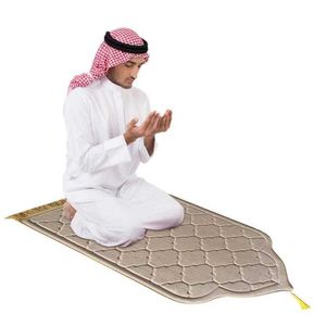 イスラム教徒のラマダンフランネル礼拝のカーペット祈りマット礼拝ひざまずき床カーペットnonslipソフトポータブル旅行祈りラグZ0411