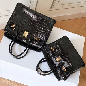 Alligator Platinum Advanced Bag Designer för kvinnor 2024 Fashion Carry-On