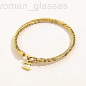 Bangle designer 925 prata designer pulseira moda princesa presente jóias 18k banhado a ouro mulheres amor manguito festa de luxo casamento atacado zg1591 5emn