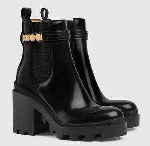 Berömda utmärkta varumärken Kvinnor Ankel Boot Black Calf Leather Platform Sole Party Dress Lady Chelsea Boots Comfort Motorcykelstövlar Elegant Walking With Box