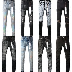 Lila Designer-Jeans-Denim-Hosen für Männer und Frauen, perforierte Hosen, Hip-Hop-Trend, perforierter Reißverschluss, zerrissene Denim-Hosen, Buchstaben-Patch, schmal sitzende, elastische Jeans mit kleinem Bein