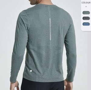 Nuovo stile lu Uomo Yoga Outfit T-shirt sportiva a maniche lunghe Camicie stile sportivo da uomo Allenamento Fitness Abbigliamento Elastico Quick Dry Sportwear Top Plus68